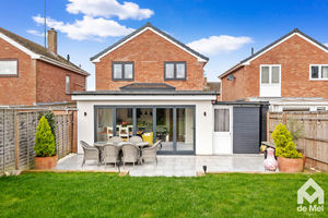 Photo 13- click for photo gallery